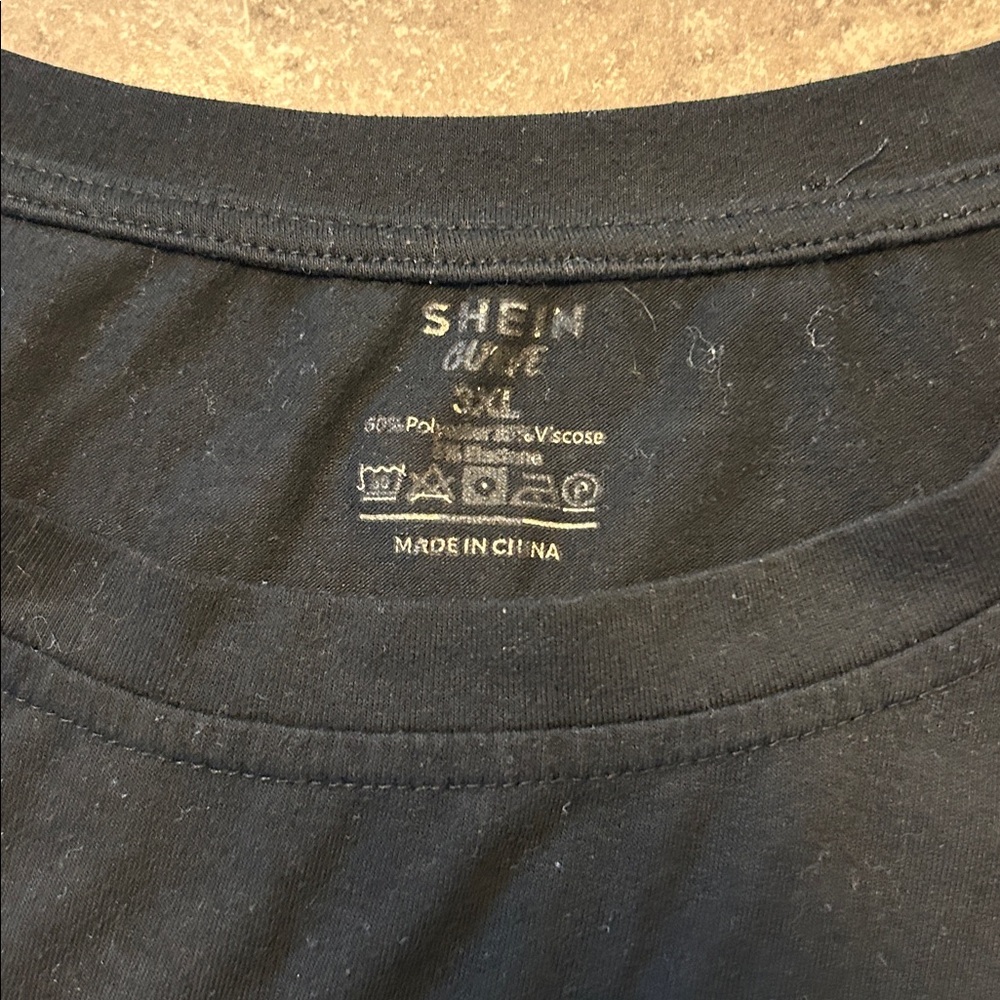 SHEIN Black and Gold Nashville Tee - Picture 2 of 4